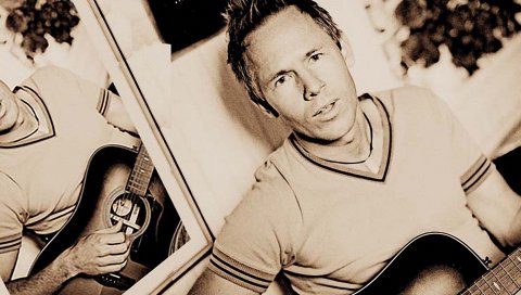 Bjorn rosenstrom, гитара, стрижка, картина, футболка