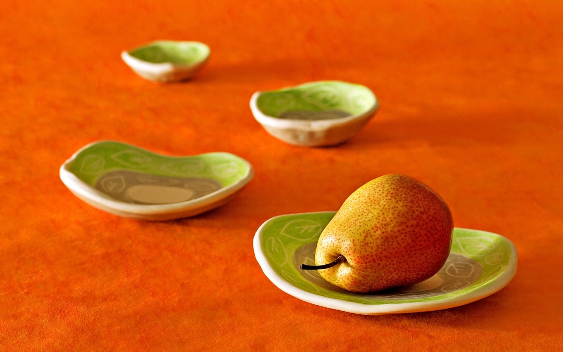Картинки Груша, тарелки, фрукты, апельсин фото и обои на рабочий стол