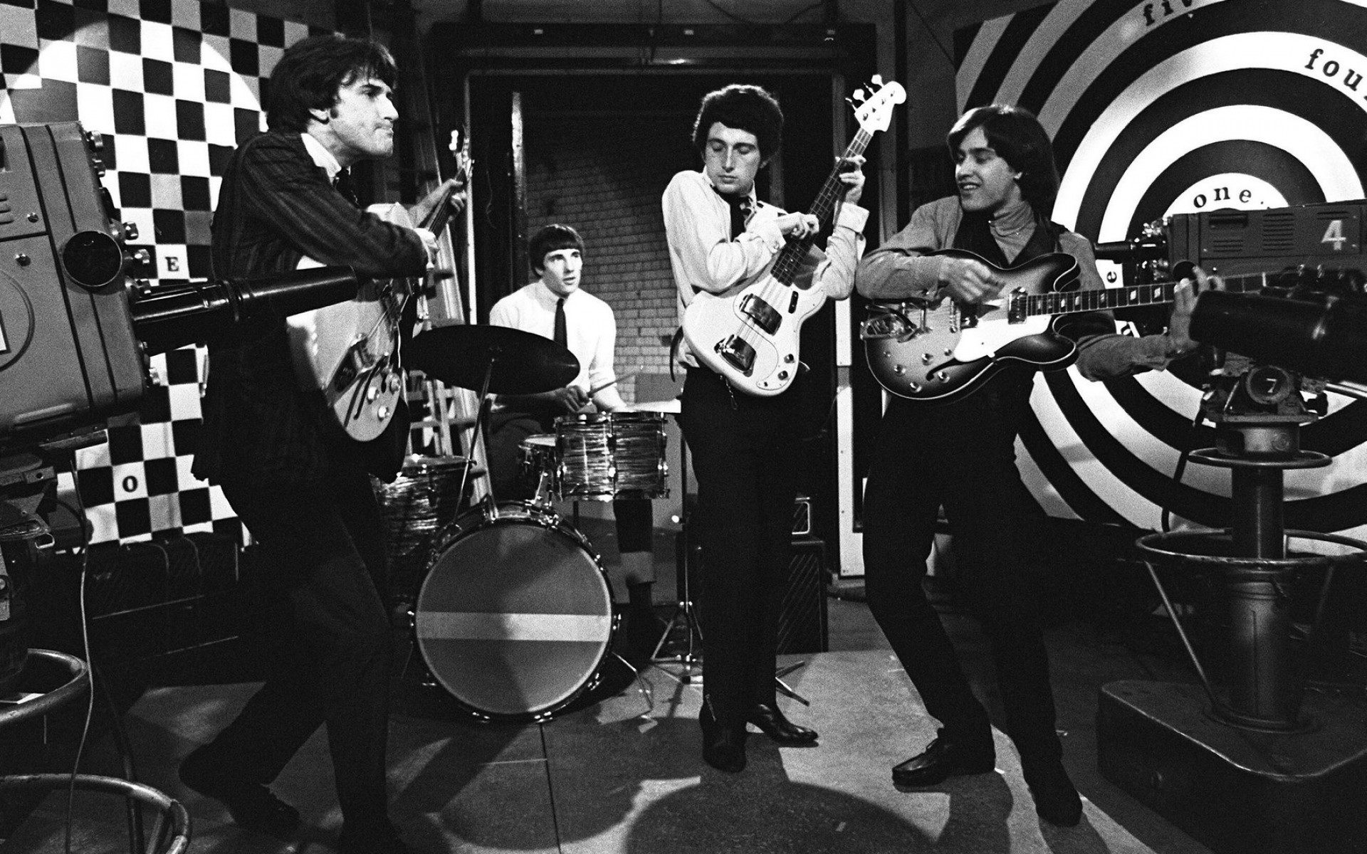 British bands. The kinks 1964. Kinks группа и Битлз. The kinks 1963.