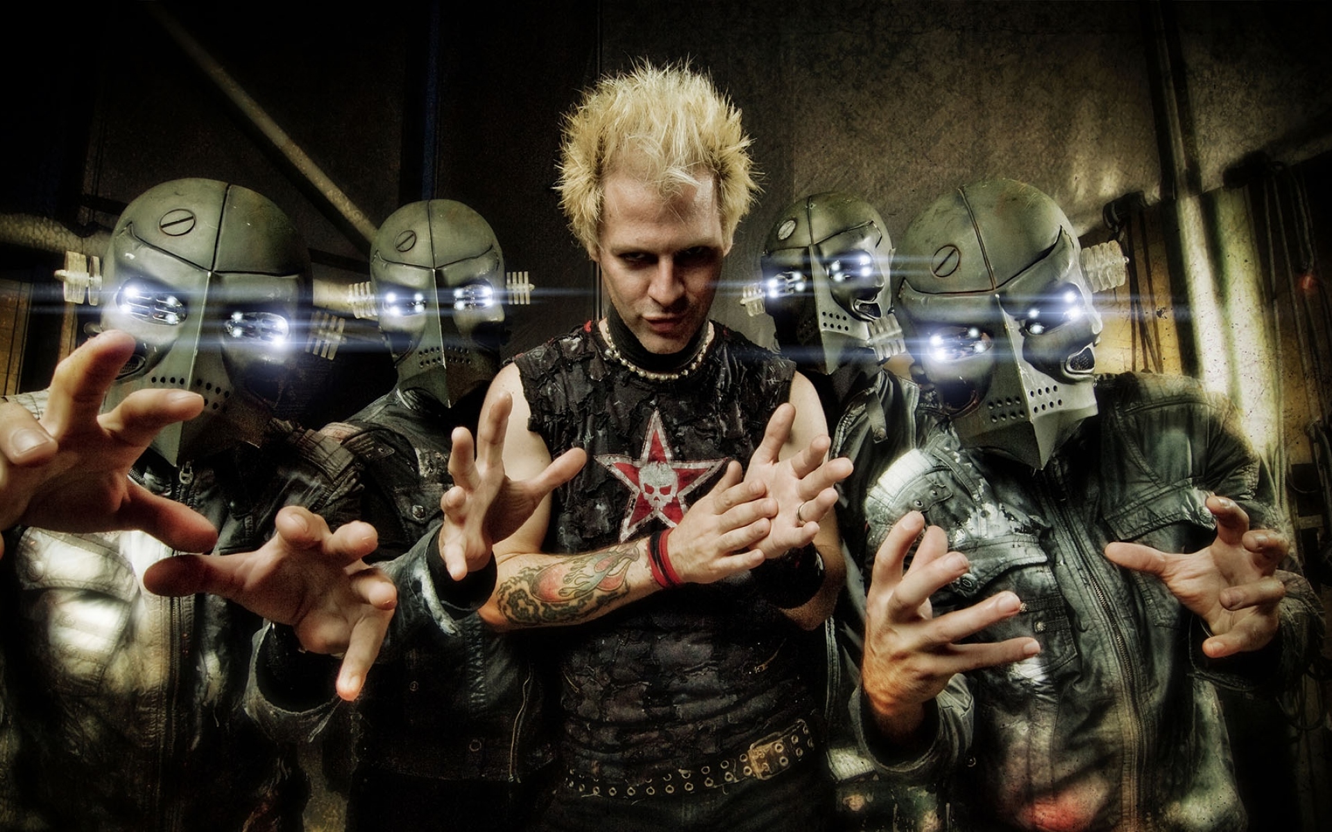 Картинки Powerman, татуировка, стрижка, руки, изображение фото и обои на рабочий стол