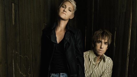 Roxette, band, members, wall, look