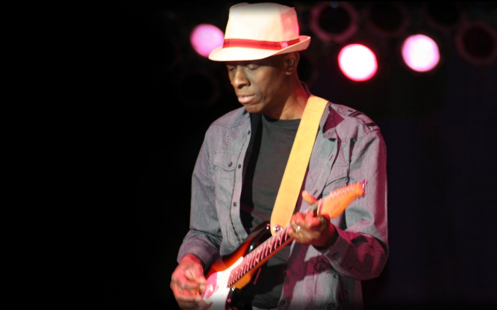 Картинки Keb mo, рубашка, шляпа, шоу, свет фото и обои на рабочий стол