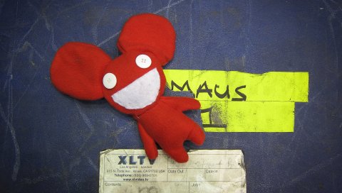 Deadmau5, мышь, игрушка, документы, улыбка