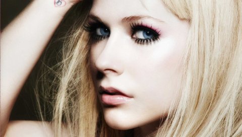 Avril lavigne, тату, лицо, взгляд, волосы