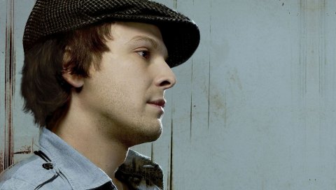 Gavin degraw, кепка, рубашка, внешний вид, щетина