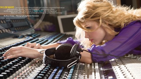 Taylor swift, девушка, консоль, наушники, текст