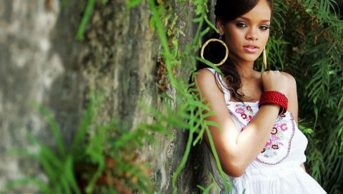 Rihanna, девушка, зеленый, платье, взгляд