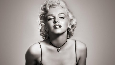 Marilyn monroe, подвеска, сундук, платье, взгляд