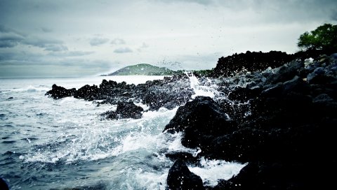Океан, камни, вода, буря, холод, брызги