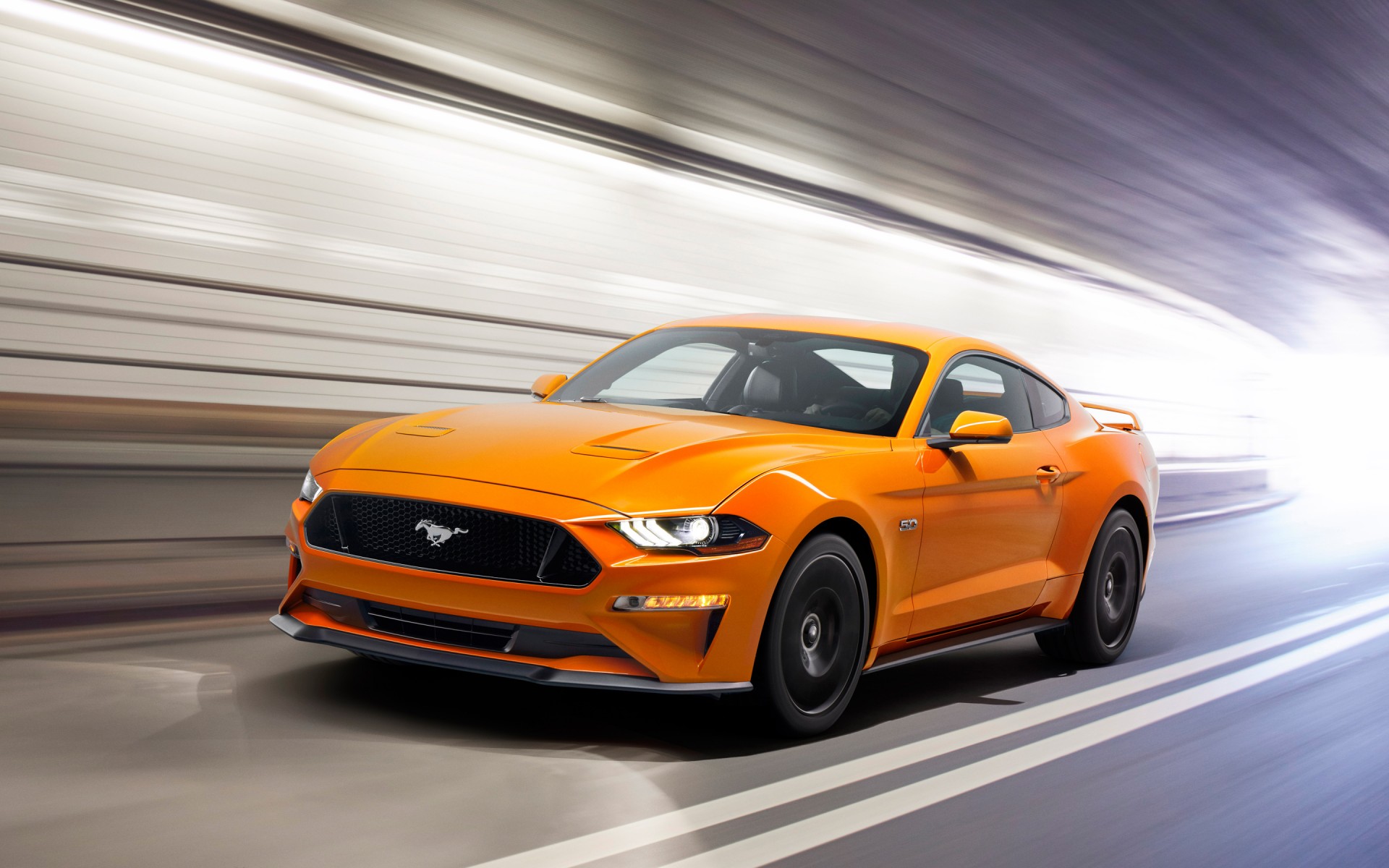 Ford Mustang 2018 Р¶РµР»С‚С‹Р№