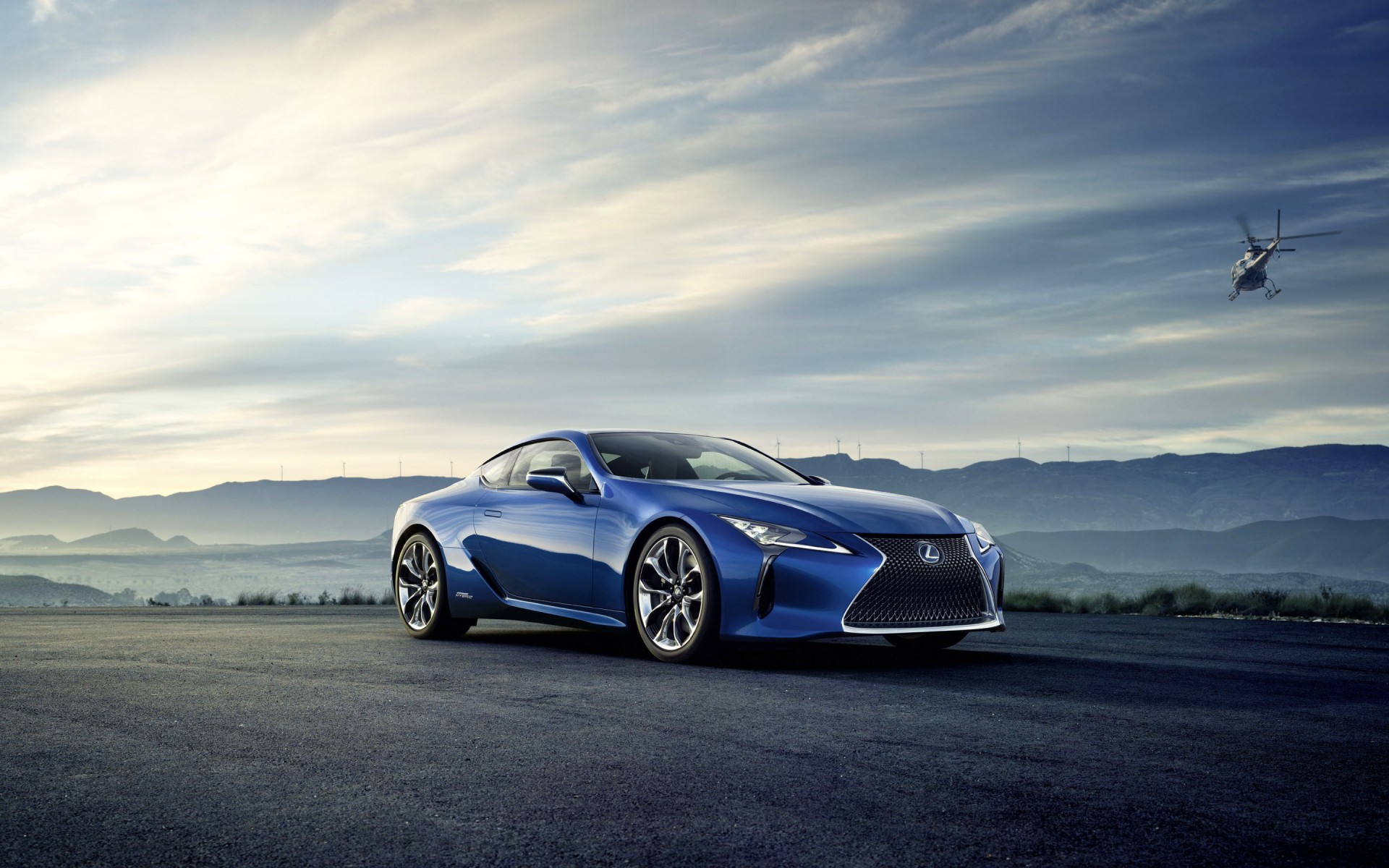 Картинки Lexus, 2018, LC500h фото и обои на рабочий стол