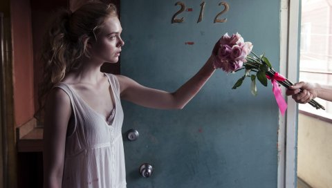 Демон, Фаннинг, Неон, Элле, 2016,