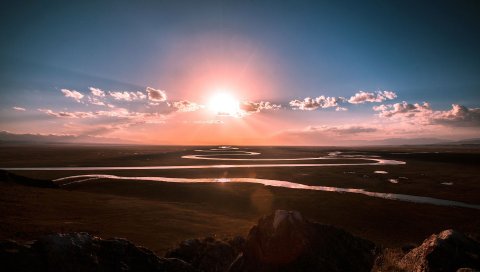 Утро, солнечно