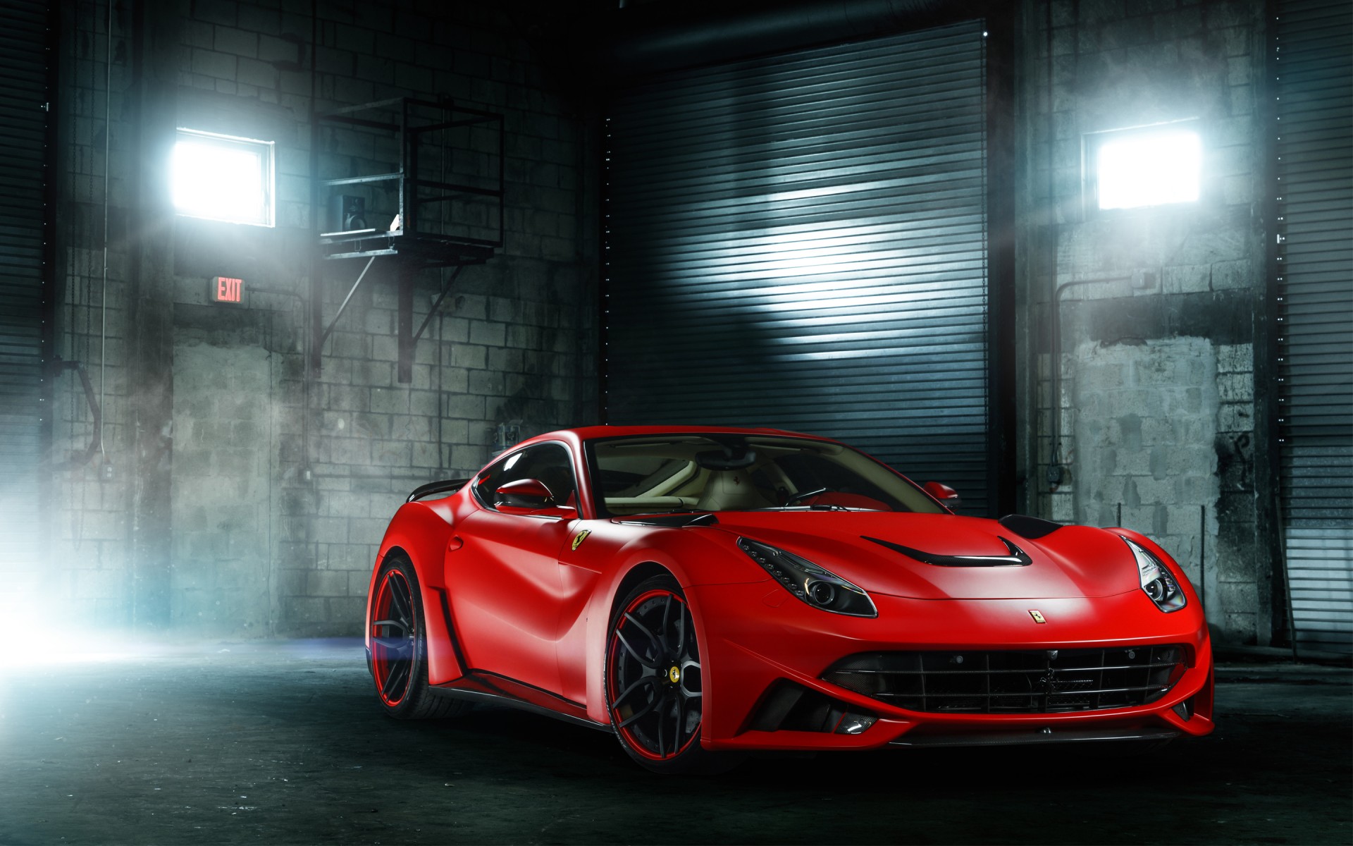Картинки Широкий, Ferrari, Body, F12berlinetta, Таможня фото и обои на рабочий стол