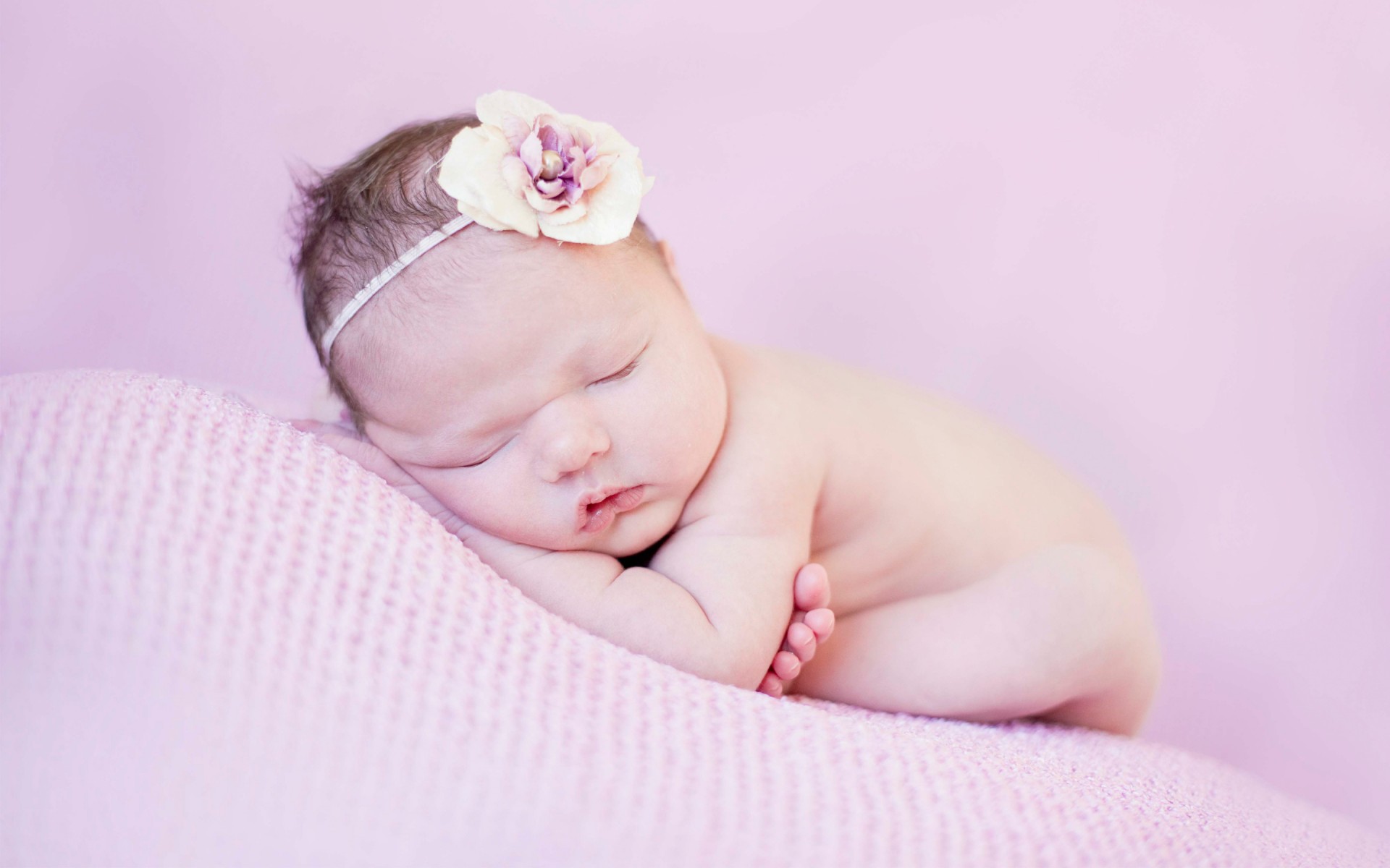Картинки Смазливая, NewBorn фото и обои на рабочий стол