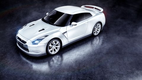 Белый, Nissan