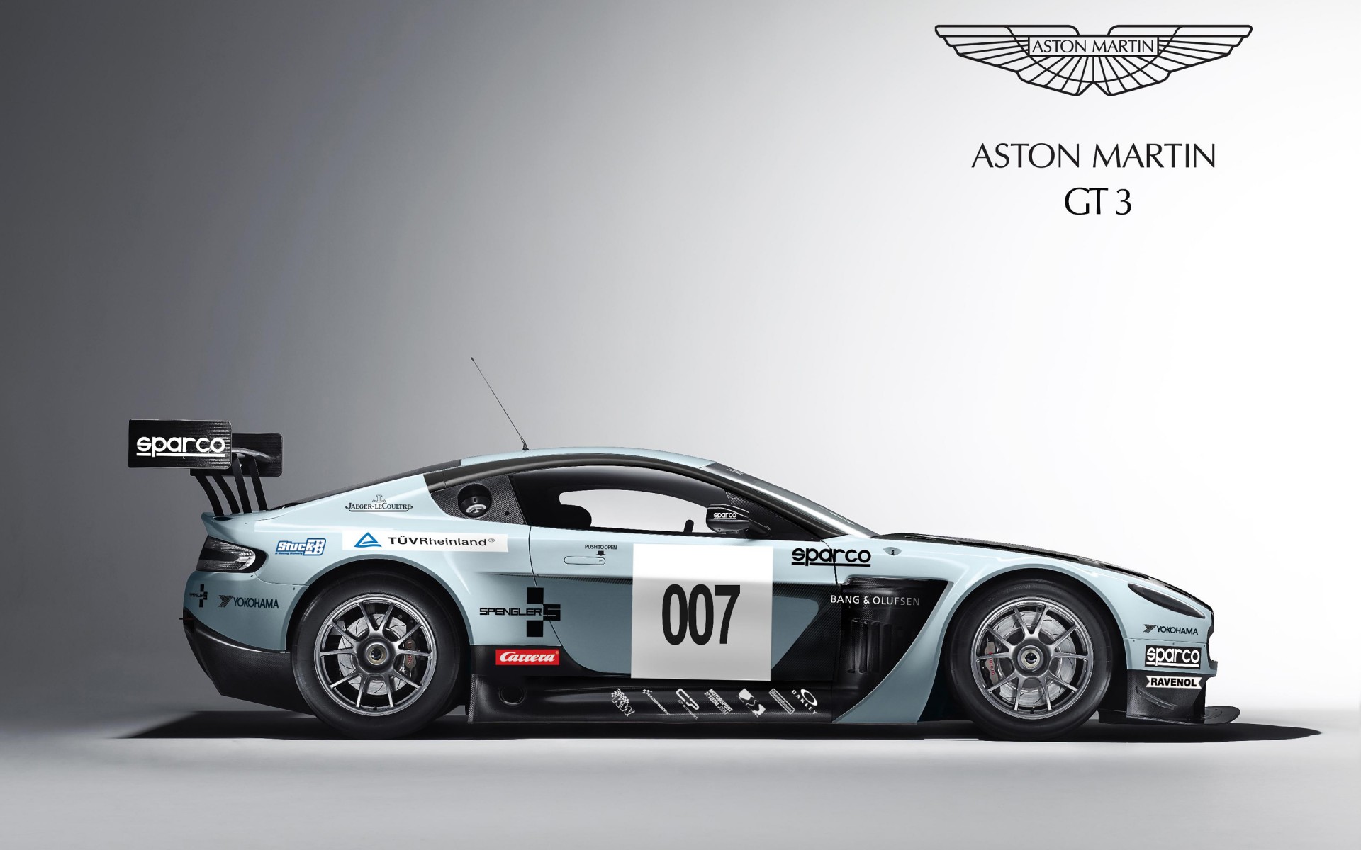 Картинки Aston, Martin, Vantage фото и обои на рабочий стол