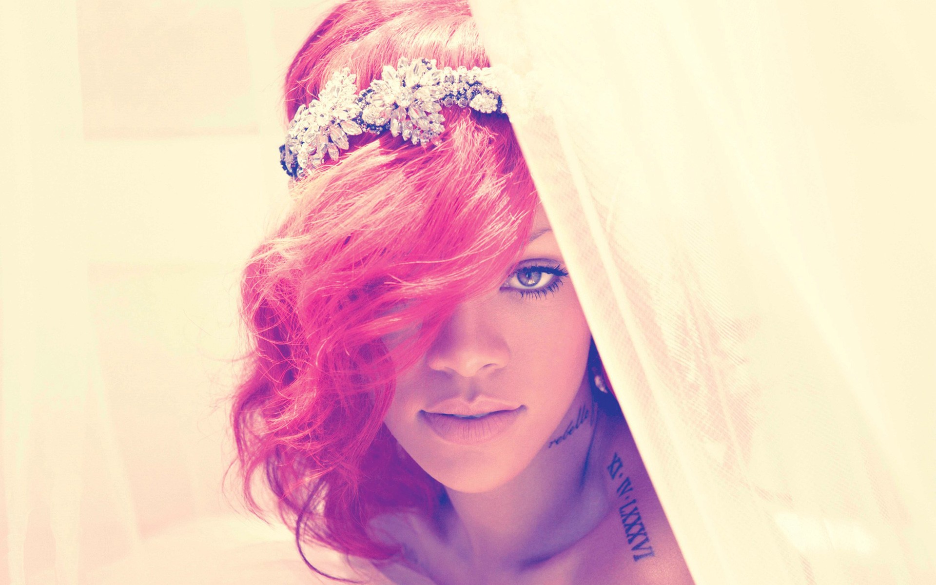 Картинки Rihanna, Loud фото и обои на рабочий стол