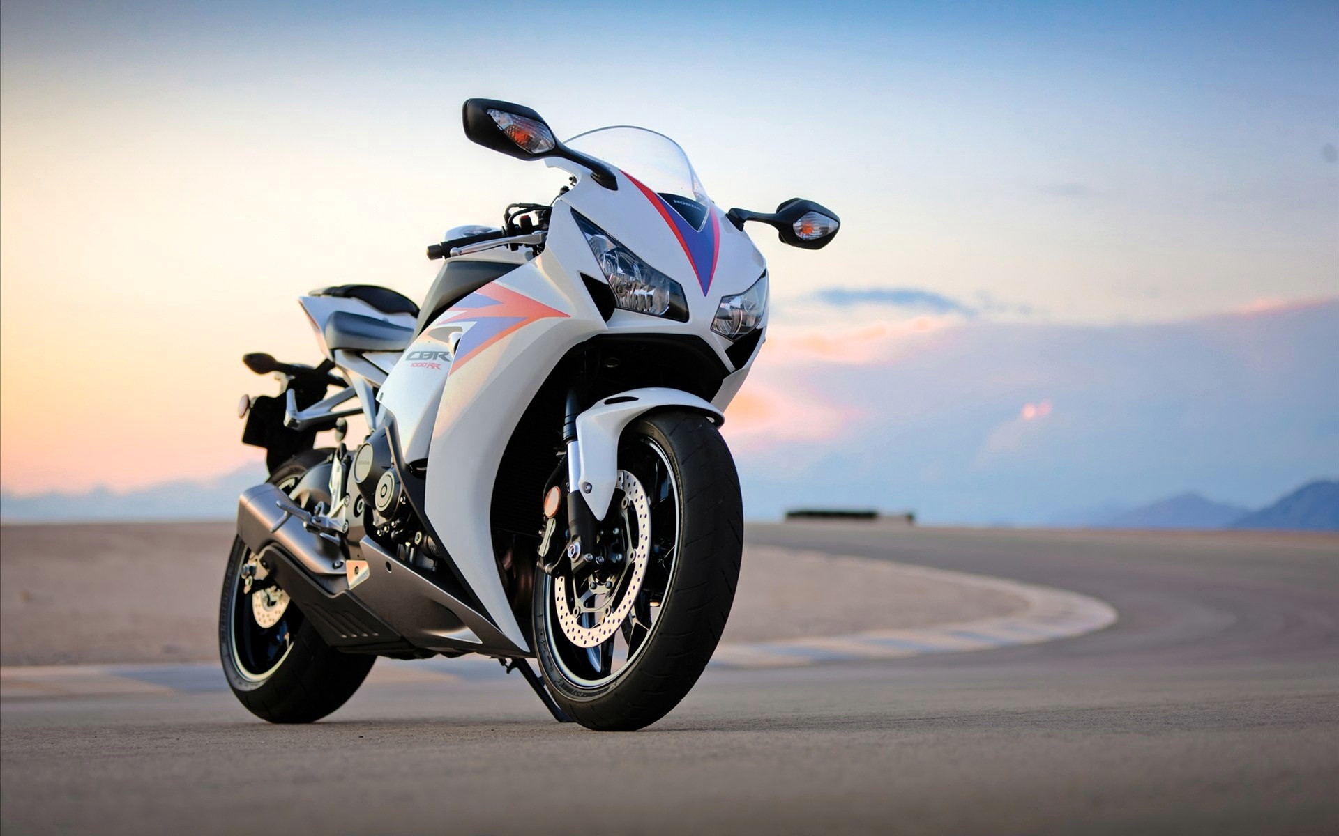 Картинки Honda, 1000RR, 2012 фото и обои на рабочий стол