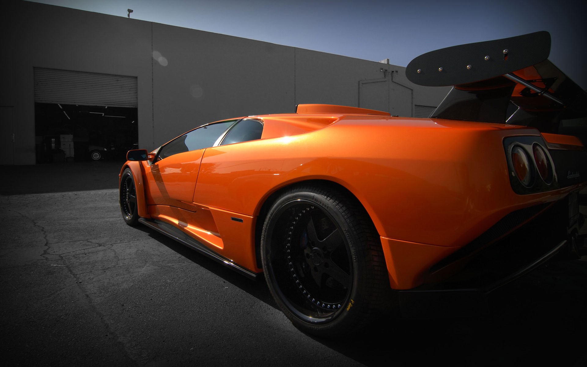 Картинки Широкоэкранный, Lamborghini фото и обои на рабочий стол