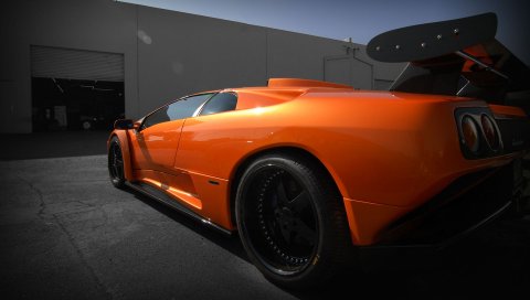 Широкоэкранный, Lamborghini
