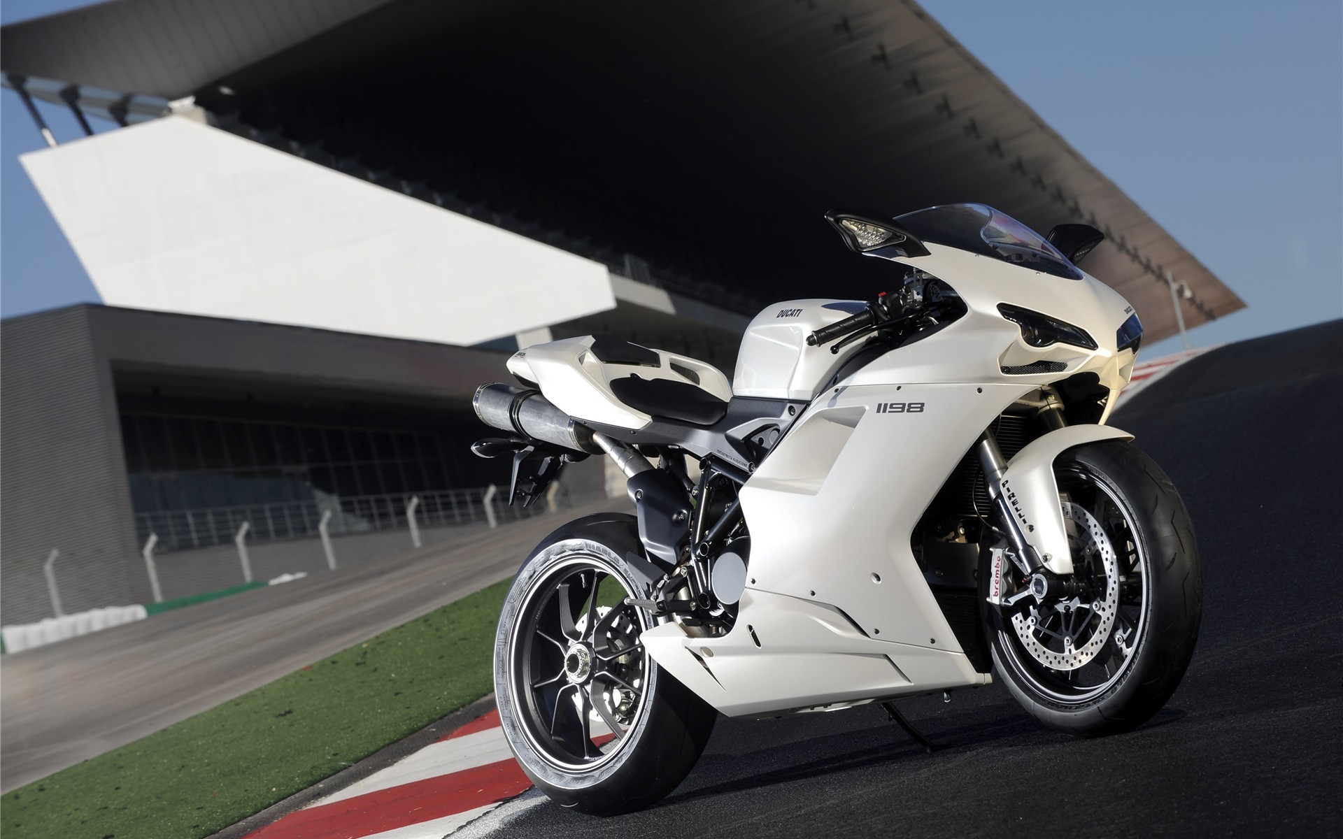 Картинки Ducati, 1198 фото и обои на рабочий стол