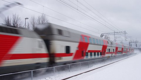 Поезд